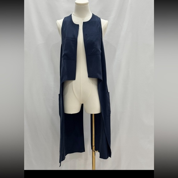 BCBG Generation Elegant Navy Sleeveless Duster Size XS - Picture 1 of 9